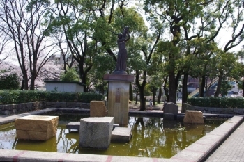 「平和への祈り」　高橋剛