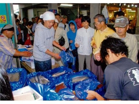 「有限会社 甚安水産  」新鮮で美味しい旬の魚が激安！