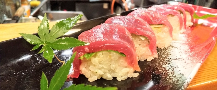 スマカツオの棒寿司「食欲の秋❗️」