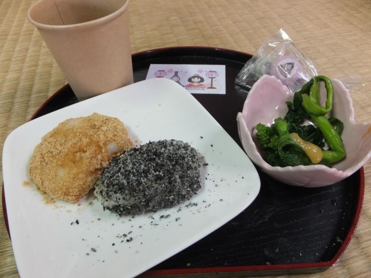 突きたての美味しいお餅と菜の花とお雛様の飴を頂きました(*´∀｀*)<br>2時間たっぷり歩いた後に食べるお餅は、最高においしかったです♪<br><br>お疲れ様でした～＼(^o^)／