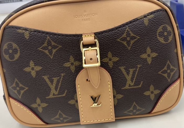 「【LOUIS VUITTON】新宿西口の買取専門店「おたからや　新宿西口店」電話相談無料＆査定無料♪」