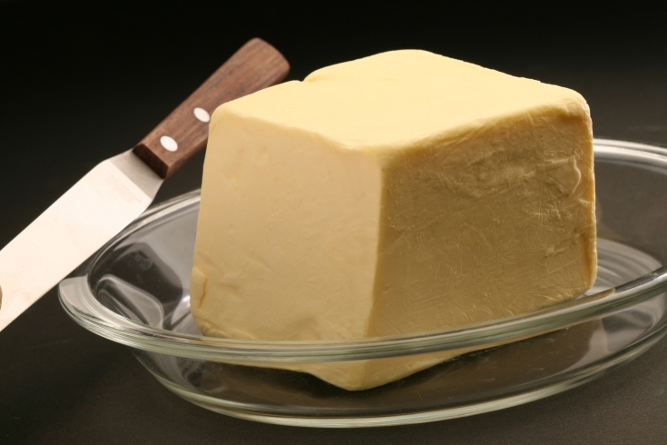 「【オランダ家のこだわり】パイ生地のおいしさの決め手は「バター」です！🧈」