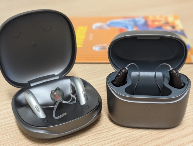 ユニトロン　モクシーV「【大好評】フォナック補聴器の姉妹会社「ユニトロン」の新型耳かけ型補聴器　ご注文多数いただいております　全部入りハイコスパ！」