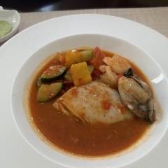 あったかスープのブイヤベース《福島市黒岩/オムライスとカルボナーラが美味しい洋食屋さん》