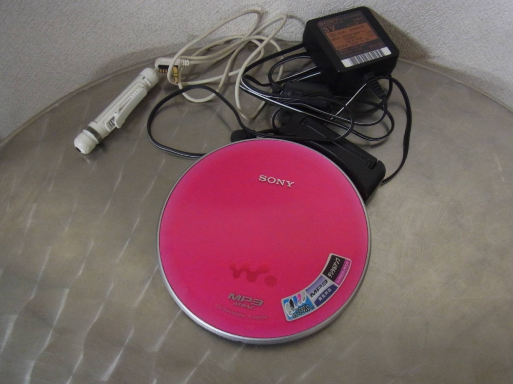 ソニー/SONY D-NE730 ポータブル CD プレーヤー ウォークマン/WALKMAN