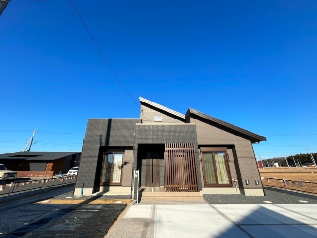 HINOKIYAの家はお庭も広々♪駐車場3～4台可「常磐の杜に建つHINOKIYA【Z空調】の家※新築」