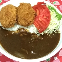 本日のAランチは　ヒレカツカレー🍛