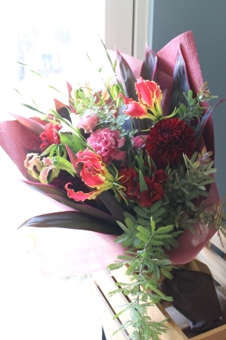 感謝の花束「戸塚安行の花屋フランテッセ 感謝の花束」