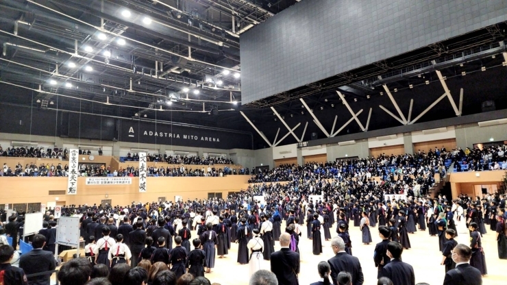 全国から354チームが参加しました。「新年度に入りました！🌸～【結果】全国選抜少年剣道大会・神戸市剣道連盟居合道演武大会」