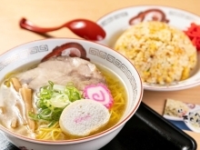 当店イチオシの「しおラーメン」とチャーハン　《石狩のラーメン店　きちりん花川店　JAF会員優待サービスも♪》