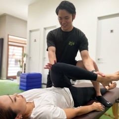 パーソナルトレーニングのイメージが変わる！？「姿勢や身体の悩みを解決する」Ririのトレーニングをご紹介