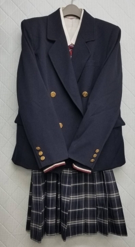 「《学生服リユース》鴻巣女子高校学生服フルセット入荷しました」
