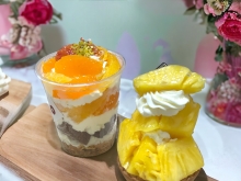 3種のオレンジパフェ🍊と台湾パイナップルタルト🍍