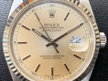 本日のＫ24インゴット当店買取価格は1ｇ12099円です。　　ロレックス　ROLEX　デイトジャスト　16234　腕時計　高価買取させて頂きました。　　貴金属、ブランド品、テレホンカード、切手の「買取」は大黒屋金町北口店へ