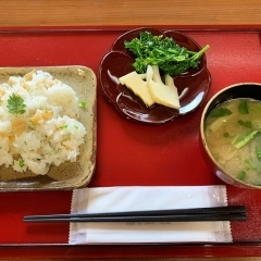 採れたて！季節の限定メニュー【うぐいす亭】