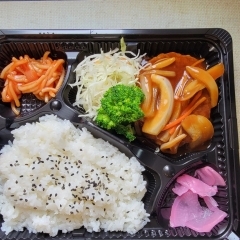 本日の日替わり🍱今日はデミグラスハンバーグ弁当500円！