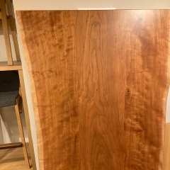 無垢テーブル　チェリー材　木製家具を豊富に取り扱う札幌の家具専門店『彩工房畑山』