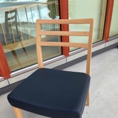 背の高さ・座の広さ・軽さタクミカンチェア　椅子・いす・チェアをお探しなら札幌の家具専門店『彩工房畑山』へ