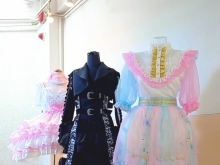 兵庫県の神戸三宮周辺ファッションスクール情報　ゴシックロリータ(ゴスロリ)や お嬢様のようなクラロリ(クラシカルロリィタ)などいろんな、種類のファッション衣装製作トレーニング♡神戸文化服装学院
