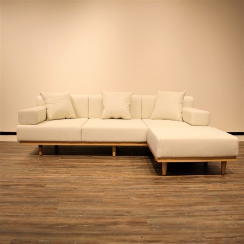 「[当店オリジナルのソファ]のご紹介。札幌市清田区の家具の店、Ties interior。」