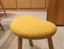 チャーミングなスツール　milk stool 　椅子・いす・チェアをお探しなら札幌の家具専門店『彩工房畑山』へ