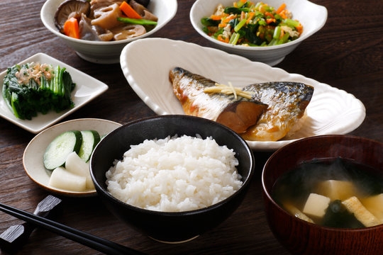 和食「食事の理想的な食べる順番」