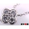 ヴァンドーム青山 ダイヤ0.17ct フラワーペンダント ネックレス pt950