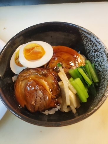 ルーロー飯「本日は定休日です」