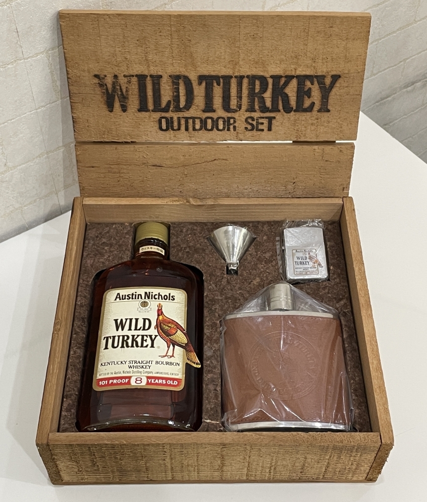 WILD TURKEY ワイルドターキー 8年 OUTDOOR SET バーボンウイスキーを ...