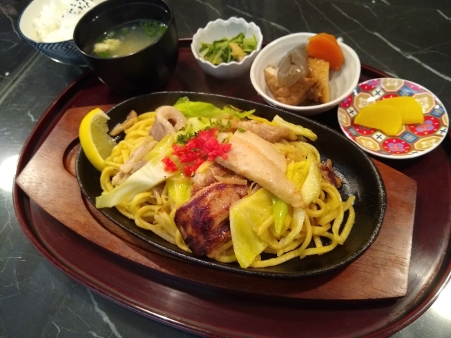 「本日のサービスランチ」