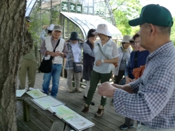 智光山公園でのスケッチ会で。