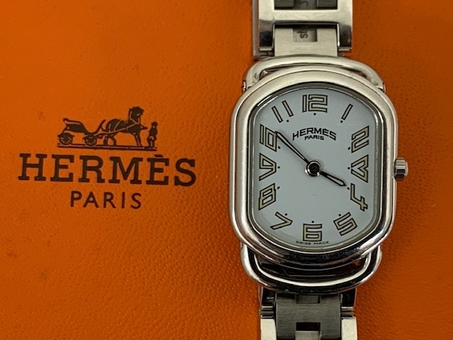 エルメス　HERMES　クオーツ腕時計　高価買取「エルメス　HERMES　クオーツ腕時計の「買取りと査定」は「チケット大黒屋」金町北口店　　貴金属、金歯、歯科合金、純金眼鏡、純銀トロフィーの買取も大歓迎」