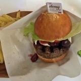 CHERRY BURGER【高松町】