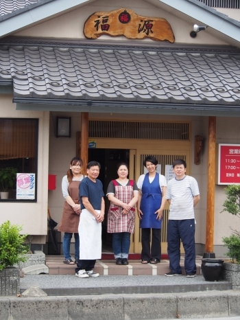 気持ちのいい接客でお客様をお出迎えします！「中華料理 福源 吉川店」