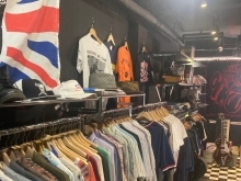 大須、名古屋でバンドTを探すなら！【レディース、初心者大歓迎。大須のロック好きな古着屋　ROCKINGHORSE！】