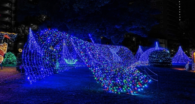 「夏休みに出かけたいライトアップイベント 『光のおもてなし in 松山城2023』」