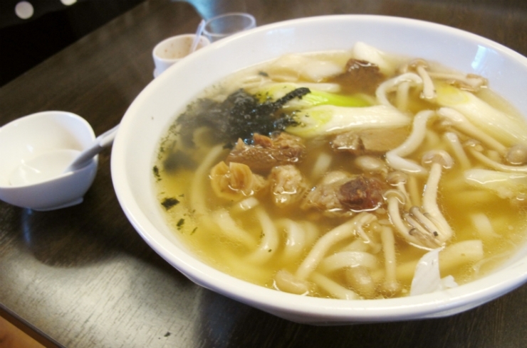 牛スジうどん：700円