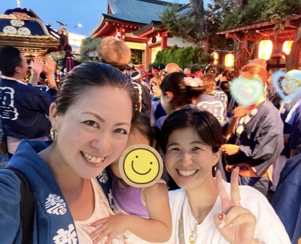 お客様と一緒にお神輿！盛り上がりました♪「地元葛飾区にいじゅくの日枝神社の例大祭にお客様と参加してきました！」