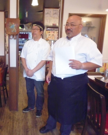 あんばせ屋　蝦夷夢　代表取締役社長　穴澤さん（右）<br>料理長　川上さん（左）<br>お二人は中学校の同級生だそうです。<br>