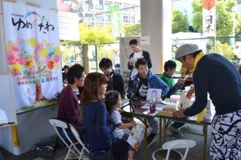 ラジオ放送局ゆめのたねブース