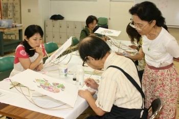 時には先生自らお手本を示します