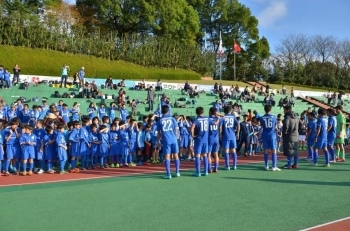 今日は勝ったので「愛鷹劇場」です