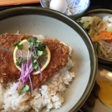 「かつ丼　都亭」さん