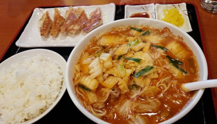 天理スタミナラーメンセット（餃子）980円（税込み）