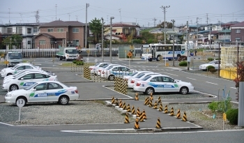 教習コース。実際の道路に出るまでここで練習します。「水沢自動車学校」