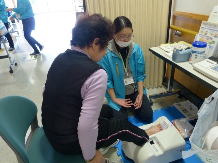 骨量測定中！　「骨量どのくらいなのかしら…？」