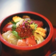鮨 和食ながしま/海鮮丼(新発田)