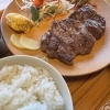 【岩見沢で定食の新定番】「炭火焼き定食MARUTOMO」で味わう地産地消の絶品定食
