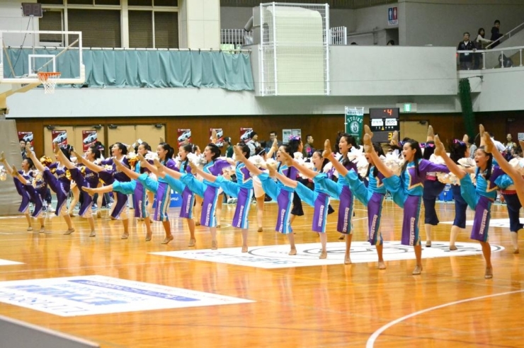 CHEER SPECIALSの皆さん！！<br>息の合った圧巻のビッグパフォーマンスを披露されました！！