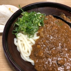 【東合川】創業昭和56年の老舗うどん屋で斬新カレーうどん!